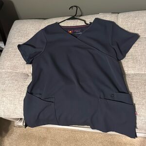 Urbane ultimate women’s scrub top